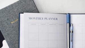 weekly planner for moms